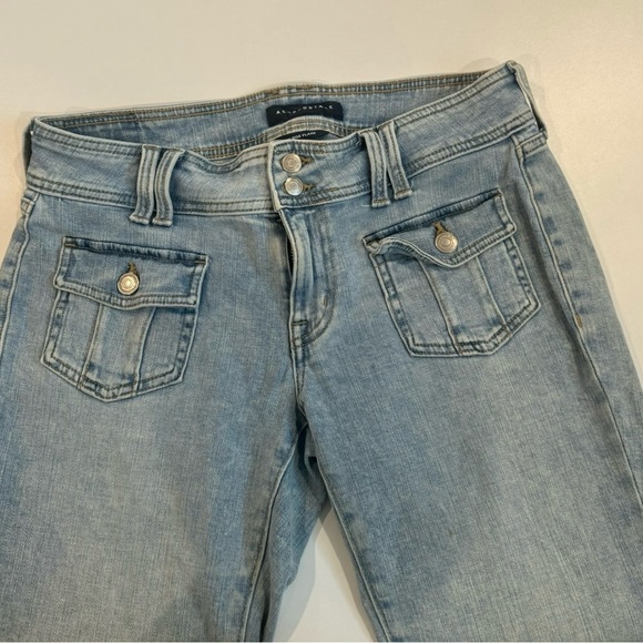 2/$20 Aeropostale Denim Flare Jeans in Light Blue 90s inspired jeans - Picture 3 of 9